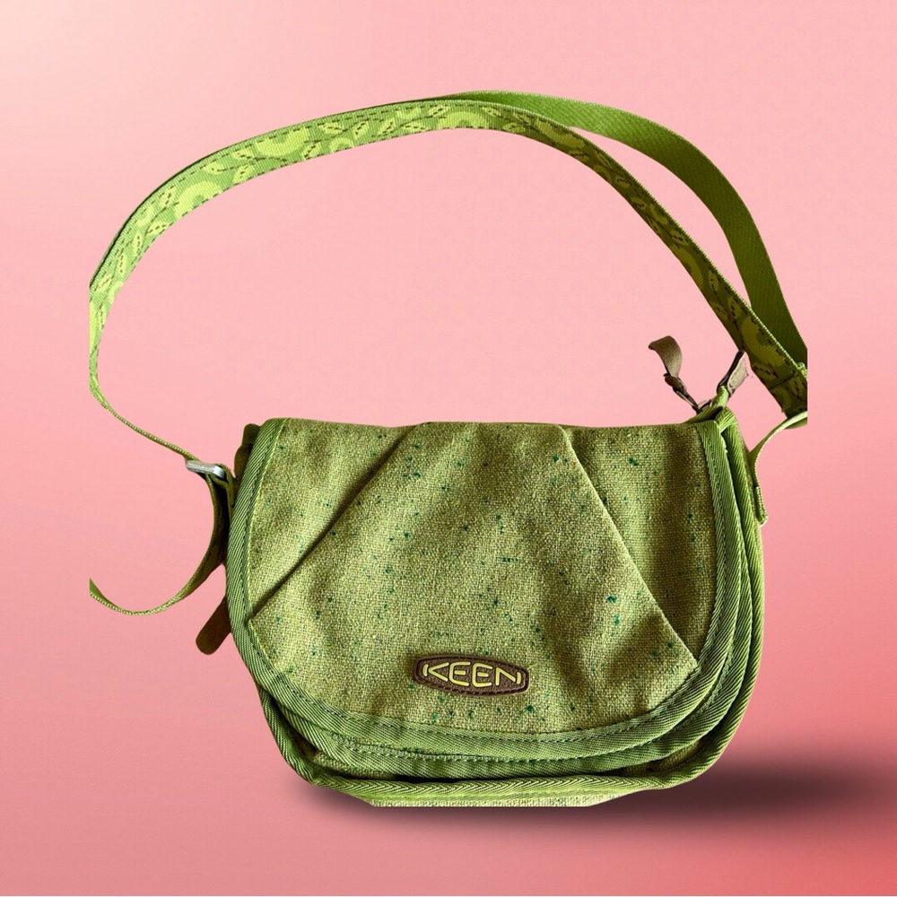 KEEN sporty mini bag green NWOT